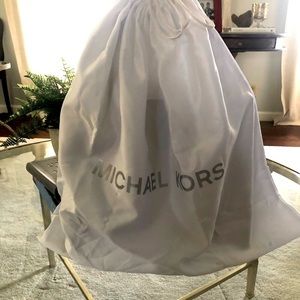 Michael Kors Black Purse - ONLY USED ONE TIME! EXCELLENT CONDITION!